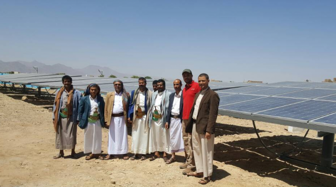 イエメンの村の給水のための90kw太陽水ポンプ インバーター